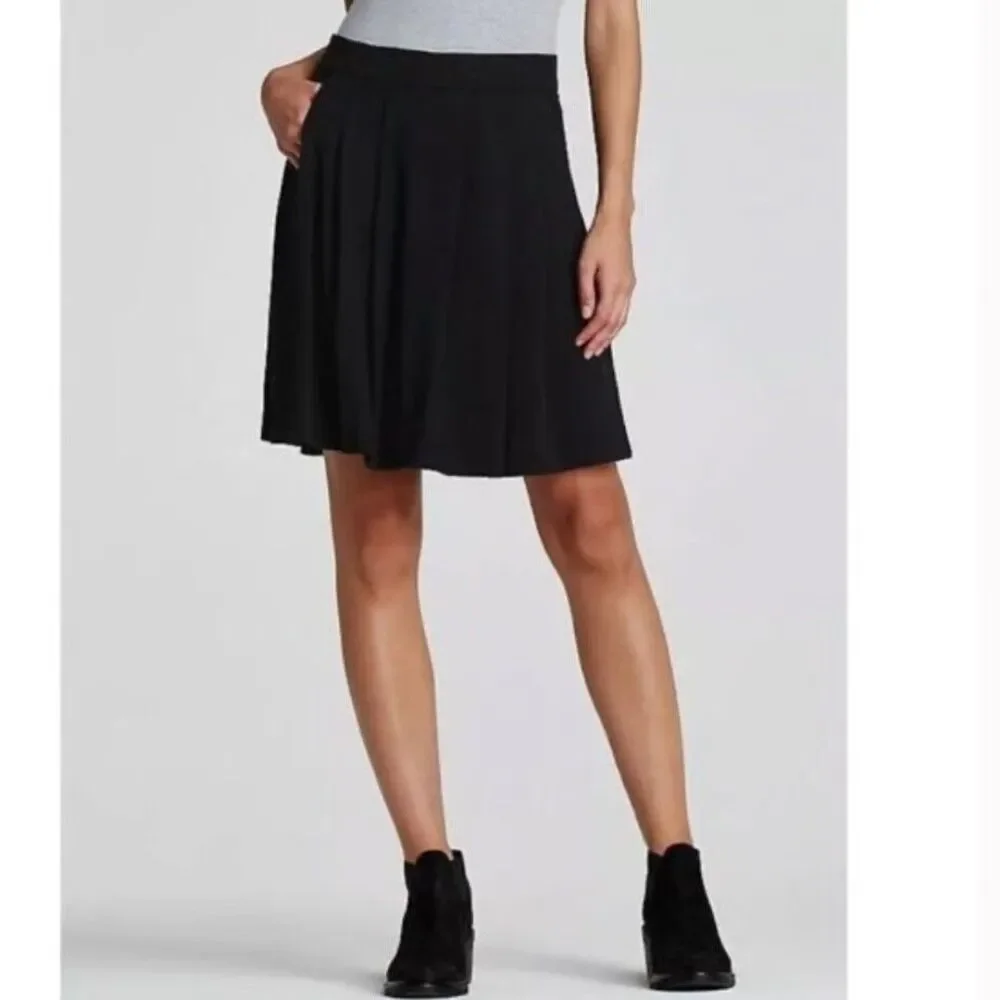 EILEEN FISHER Jersey Pleated Pocket Skort Petite PS Black Mini Drapey EUC A2